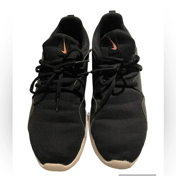 Nike Sneakers Pink and Black Size  6.5 Y - Picture 1 of 6